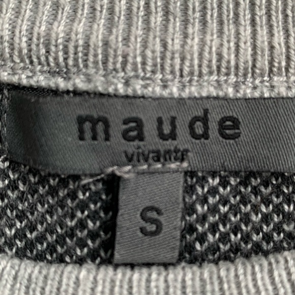 Women’s Maude grey and black sweater - Picture 4 of 6